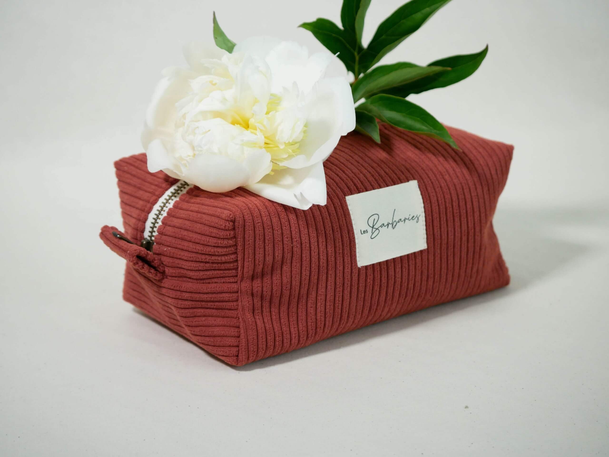Trousse beauté velours côtelé terracotta Les Barbaries